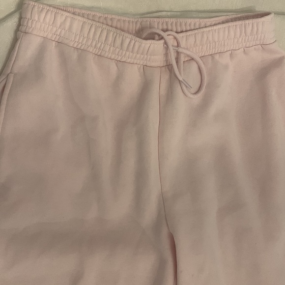 Pink sweatpants - Picture 2 of 3